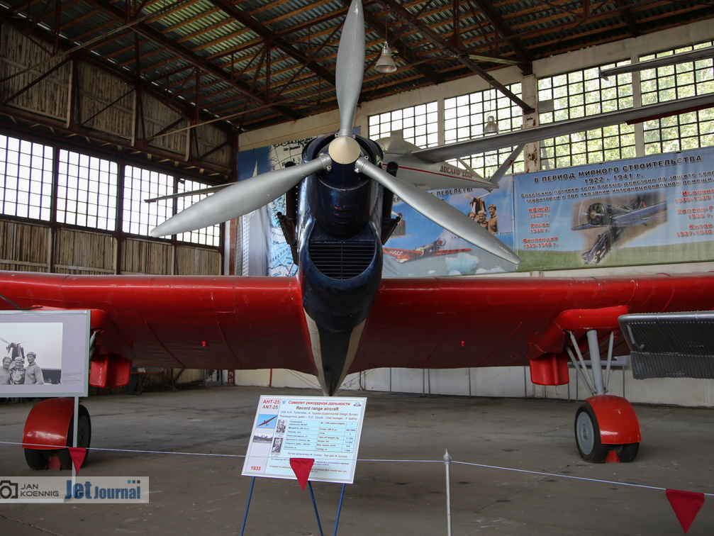 Tupolew ANT-25 (2289 návštěv) Tupolew ANT-25