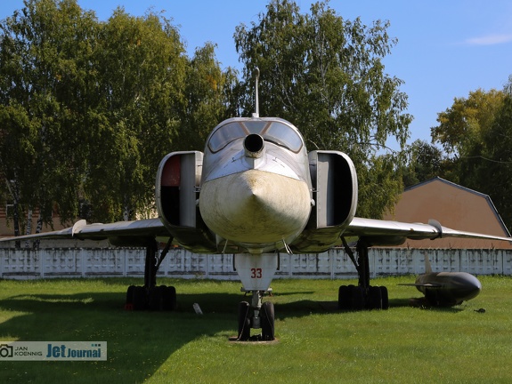 33 rot, Tu-22M0 (2250 Besuche) 33 rot, Tu-22M0