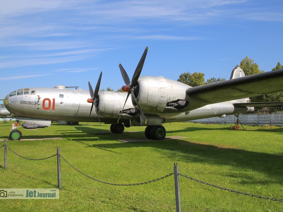 01 rot, Tupolew Tu-4 (2417 Besuche) 01 rot, Tupolew Tu-4