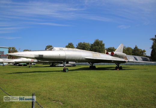 32 rot, Tu-22