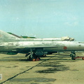 88 rot umrandet, MiG-21PFM (1393 Besuche) Analogfoto aus dem Jahre 2002, aufgenommen am Rande des GLIZ in Achtubinsk/Russland. Die abgestellte... 88 rot umrandet, MiG-21PFM