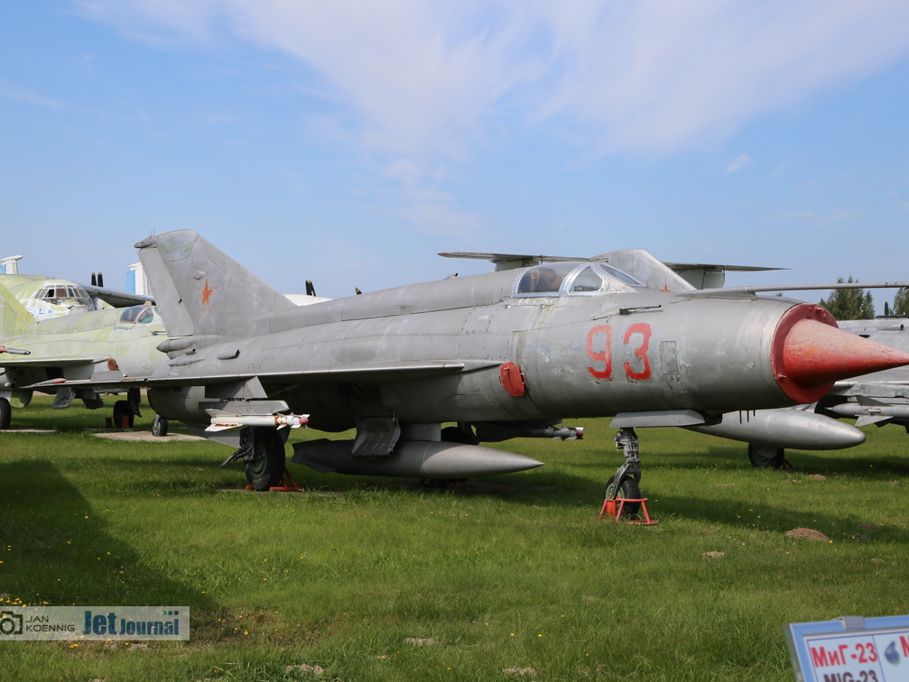 93 rot, MiG-21PFS (2175 visingar) 93 rot, MiG-21PFS