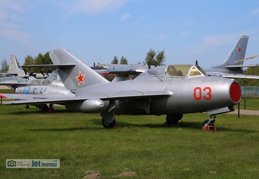 03 rot, MiG-15UTI