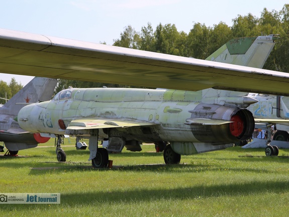 48 blau, MiG-21bis