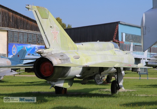 48 blau, MiG-21bis