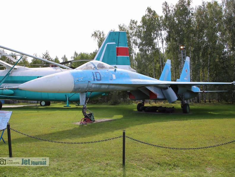 10 blau, Suchoi T-10-1 (Su-27 Prototyp) (2471 Besuche) 10 blau, Suchoi T-10-1 (Su-27 Prototyp)