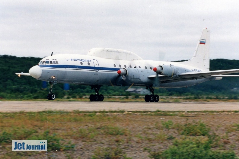 il20rt-ra75482-2003ana-12c.jpg