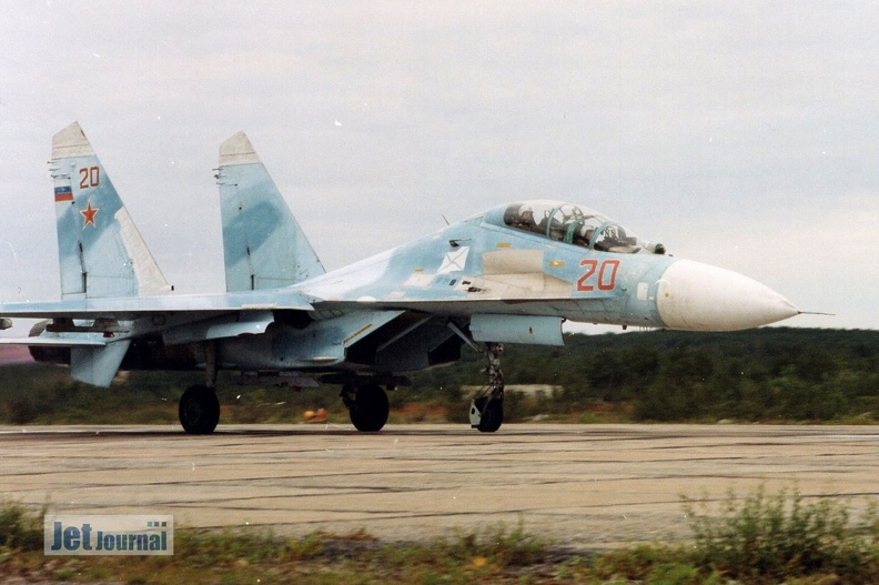 su27ub-20-2-2003ana-12c.jpg