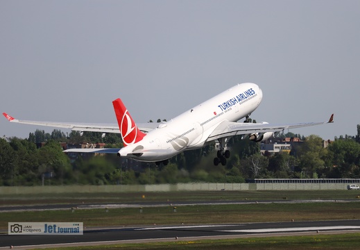 TC-JOK, Airbus A330-303, Turkish Airlines