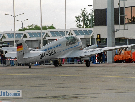 D-GADA, Aero-145 (2718 visingar) Analogfoto, Tag der offenen Tür Berlin/Schönefeld, Mai 2003 D-GADA, Aero-145