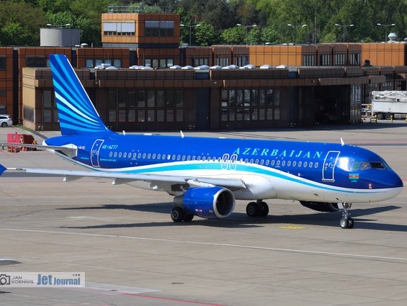 4K-AZ77, Airbus A320-214, Azerbaijan Airlines