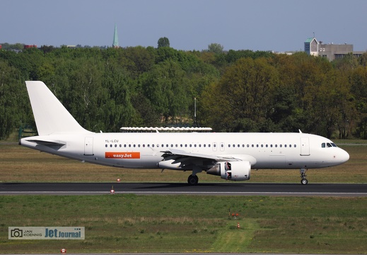 YL-LCU, Airbus A320-214, easyJet