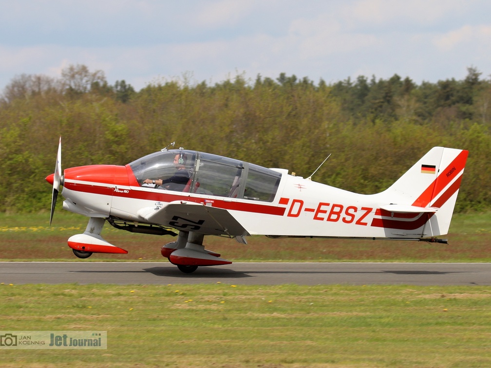D-EBSZ, Robin DR-400 (1770 Besuche) D-EBSZ, Robin DR-400