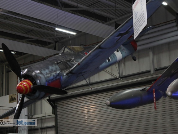 10 rot, FW-190A-8, Replica (1919 visites) 10 rot, FW-190A-8, Replica