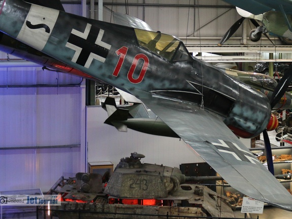 10 rot, FW-190A-8, Replica (1922 visites) 10 rot, FW-190A-8, Replica