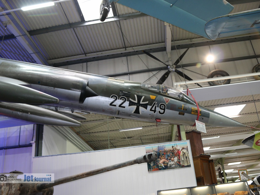 22+49, F-104G Starfighter, Deutsche Luftwaffe (просмотров: 2307) 22+49, F-104G Starfighter, Deutsche Luftwaffe