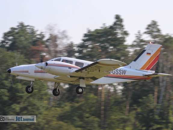 D-GSSW, Piper PA-34-200T (1826 visitas) D-GSSW, Piper PA-34-200T