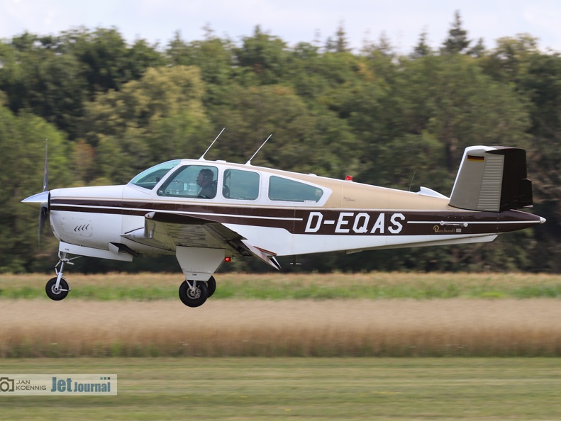 D-EQAS, Beechcraft M35 Bonanza (1861 návštěv) D-EQAS, Beechcraft M35 Bonanza