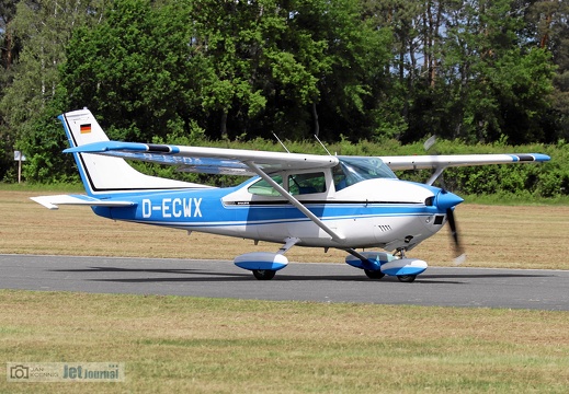 D-ECWX, Cessna-182P