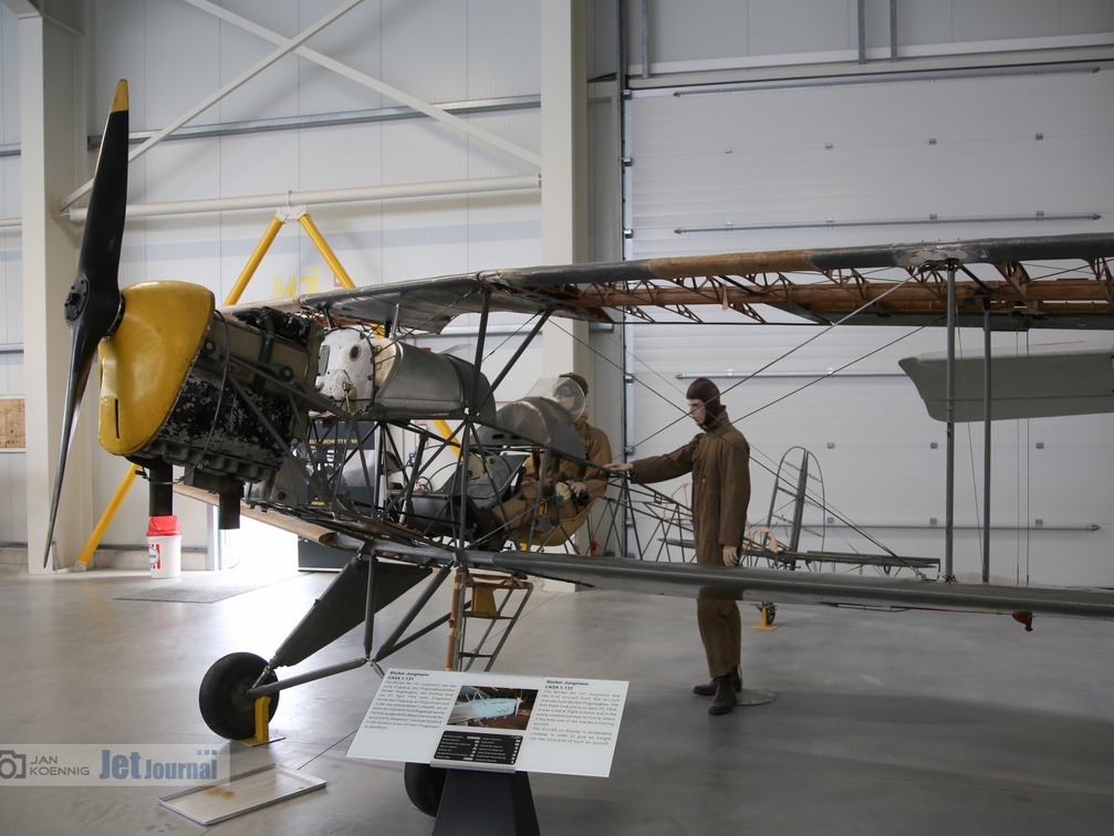 Bücker Bü-131 / CASA 1.131 (1528 visits) Maschine ausgestellt im unbespanntem Zustand Bücker Bü-131 / CASA 1.131