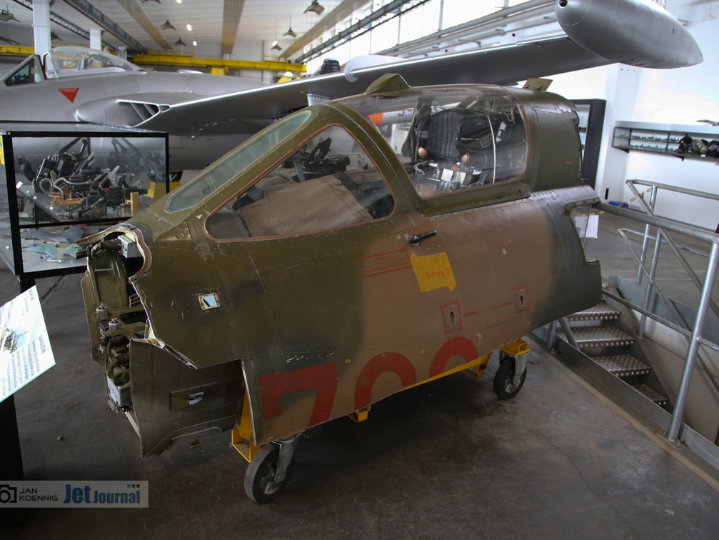 769, Su-22 Cockpit, ex. LSK/LV der NVA (1524 відвідувань) 769, Su-22 Cockpit, ex. LSK/LV der NVA
