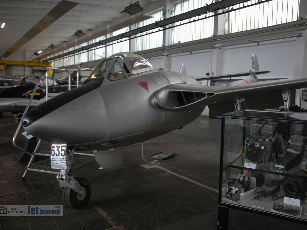 J-1635, deHavilland D.H.112 Venom, Swiss Air Force