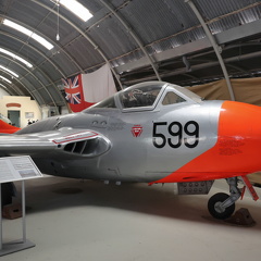 WZ-550, 599-HF, De Havilland Vampire T.11 (740 visitas) WZ-550, 599-HF, De Havilland Vampire T.11