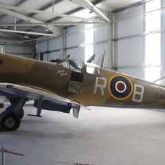 EN199 R-B, Supermarine Spitfire LF  Mk. IX, Royal Air Force
