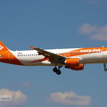 OE-IZB, Airbus A320-214, easyJet (708 visingar) OE-IZB, Airbus A320-214, easyJet
