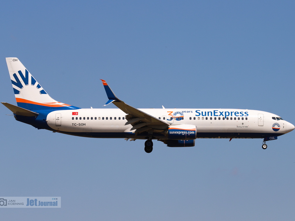 TC-SOH, Boeing 737-8HC, Sun Express (423 visites) TC-SOH, Boeing 737-8HC, Sun Express