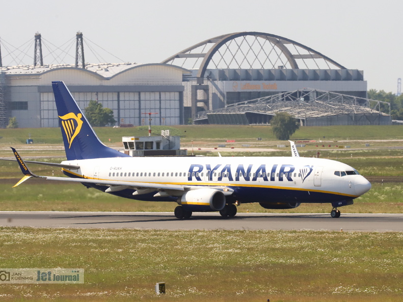 G-RUKH, Boeing 737-8AS, Ryanair 