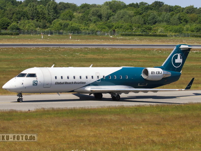 OY-CRJ, CRJ-200LR, Global Reach Aviation (95 návštěv) Du kannst eine Datei zu diesem Foto zur eigenen Verwendung erwerben: 
Klicke hier, um die Webseite ... OY-CRJ, CRJ-200LR, Global Reach Aviation