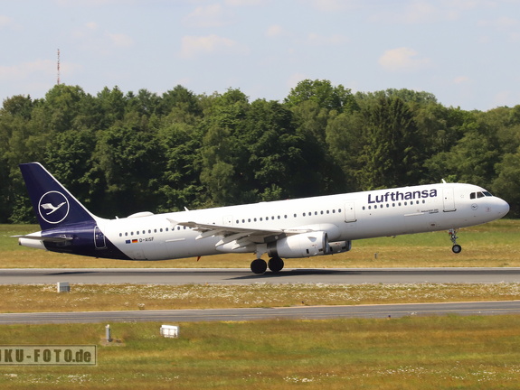 D-AISF, Airbus A321-231, Deutsche Lufthansa (1328 visite) Du kannst eine Datei zu diesem Foto zur eigenen Verwendung erwerben: 
Klicke hier, um die Webseite ... D-AISF, Airbus A321-231, Deutsche Lufthansa