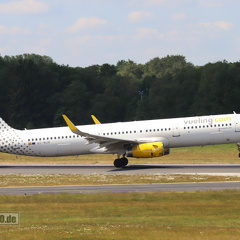EC-MJR, Airbus A321-231, Vueling