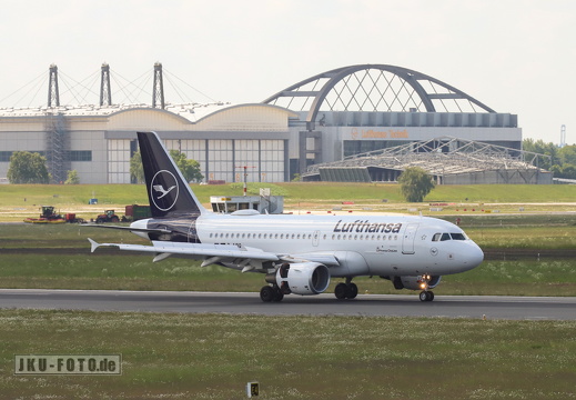 D-AIBQ, Airbus A319-112, Lufthansa City Line