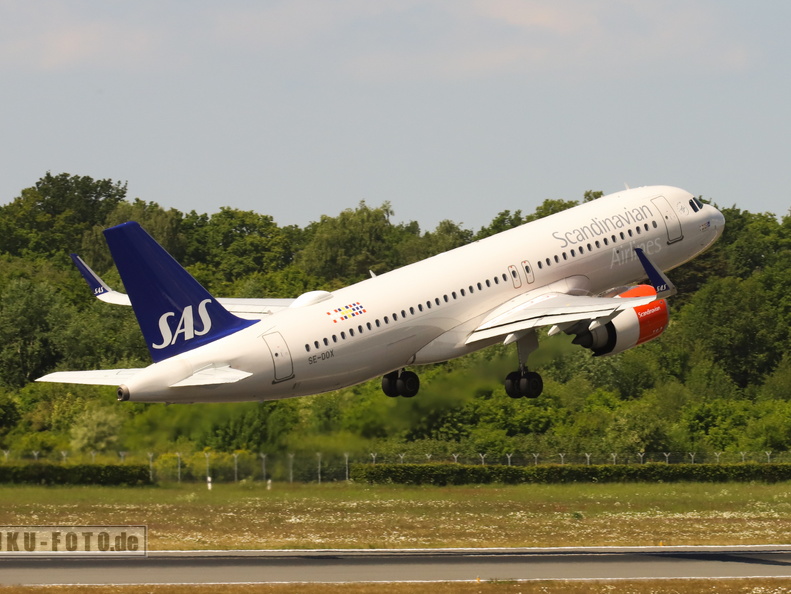 SE-DOX, Airbus A320-251N, SAS