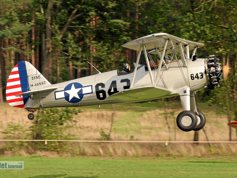 N46557 (643) A75/ PT-17 Stearmen (1538 odwiedzin) Flugtag Weser/Wuemme 2010 N46557 (643) A75/ PT-17 Stearmen