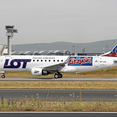 SP-LIN E175LR LOT (просмотров: 2025) EDDF FRA Frankfurt SP-LIN E175LR LOT