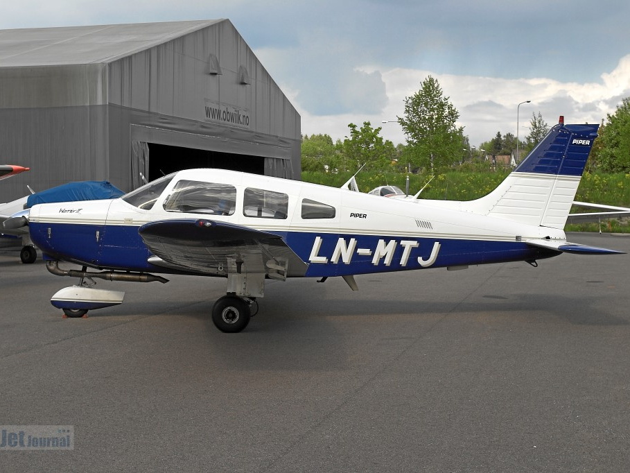 LN-MTJ Piper PA-28-161 (1305 odwiedzin) LN-MTJ Piper PA-28-161