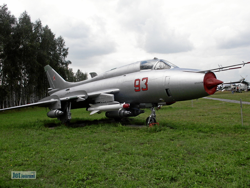 Suchoi Su-17M3, 93 rot (2206 visites) Suchoi Su-17M3, 93 rot