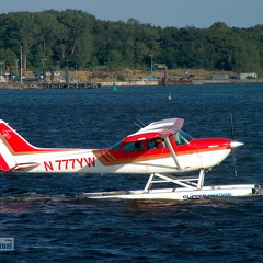 N777YW Cessna R172K Hawk XP II Pic7 (2569 návštěv) N777YW Cessna R172K Hawk XP II Pic7