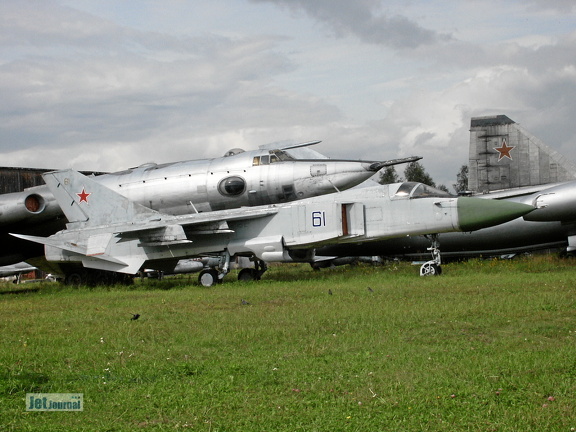 Suchoi T61 / T6-1, 61 blau (3486 visits) Monino 2003, Su-24 Prototyp Suchoi T61 / T6-1, 61 blau