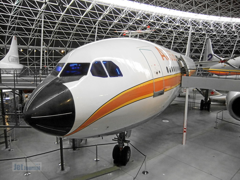 F-WUAB Airbus A300B4-203 (3492 visits) F-WUAB Airbus A300B4-203