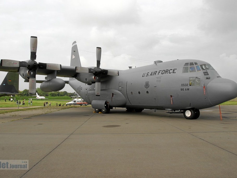 64-0502/RS C-130E 37th AS 86th AW (2162 відвідувань) 64-0502/RS C-130E 37th AS 86th AW