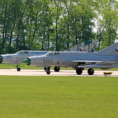 2500 5603 MiG-21MFN (2084 odwiedzin) Open Day Caslav 2005 2500 5603 MiG-21MFN
