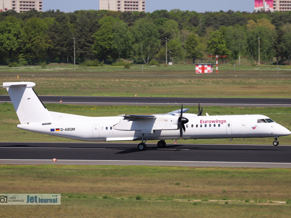 D-ABQM, De Havilland Canada Dash 8-400 , LGW (2365 Besuche) D-ABQM, De Havilland Canada Dash 8-400 , LGW