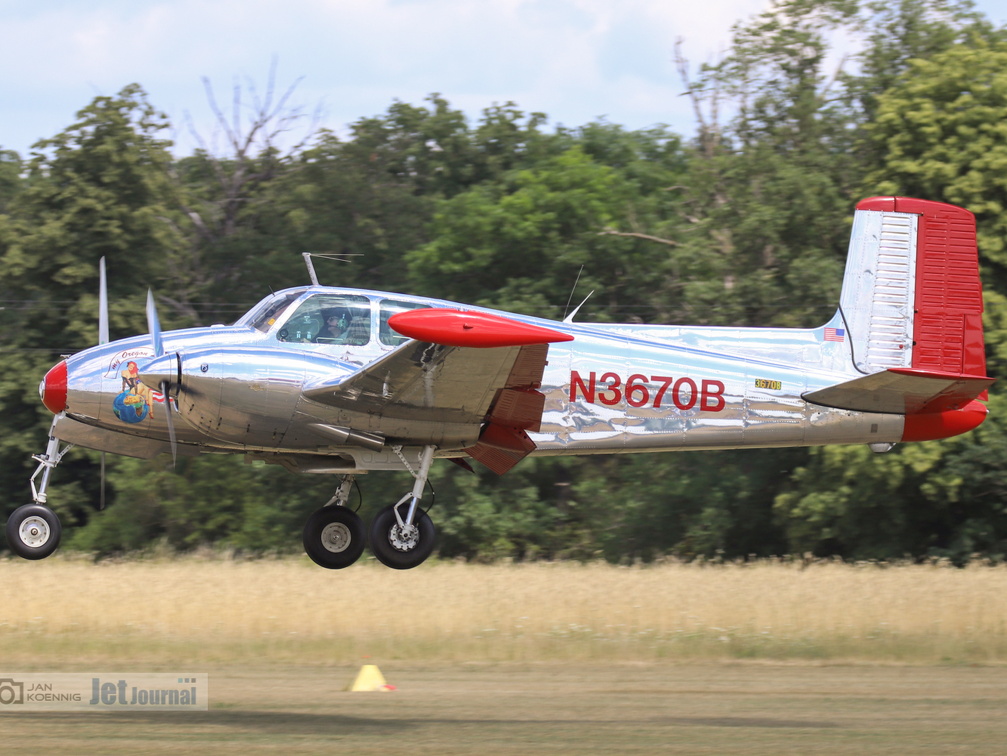 N3670B, Beechcraft E50 Twin Bonanza (29 odwiedzin) N3670B, Beechcraft E50 Twin Bonanza