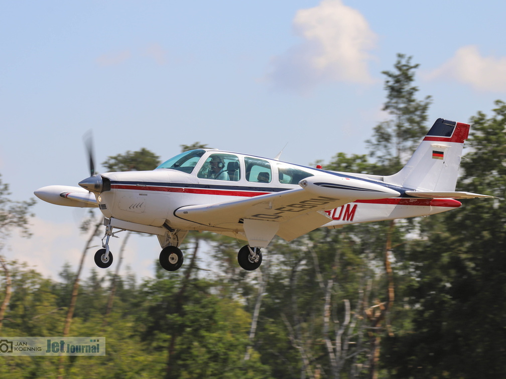 D-EBOM, Beech F33A Bonanza (12 visites) D-EBOM, Beech F33A Bonanza