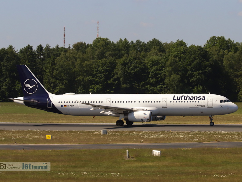 D-AIRX, Airbus A321-131, Deutsche Lufthansa (2103 visingar) Du kannst eine Datei zu diesem Foto zur eigenen Verwendung erwerben:
Klicke hier, um die Webseite ... D-AIRX, Airbus A321-131, Deutsche Lufthansa