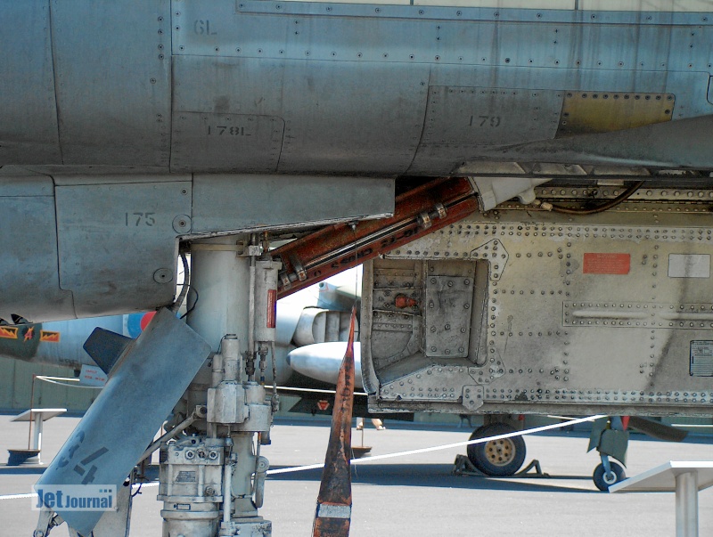 38+34 F-4F Phantom Fluglehzentrum F-4F_22 (4558 Besuche) 38+34 F-4F Phantom Fluglehzentrum F-4F_22
